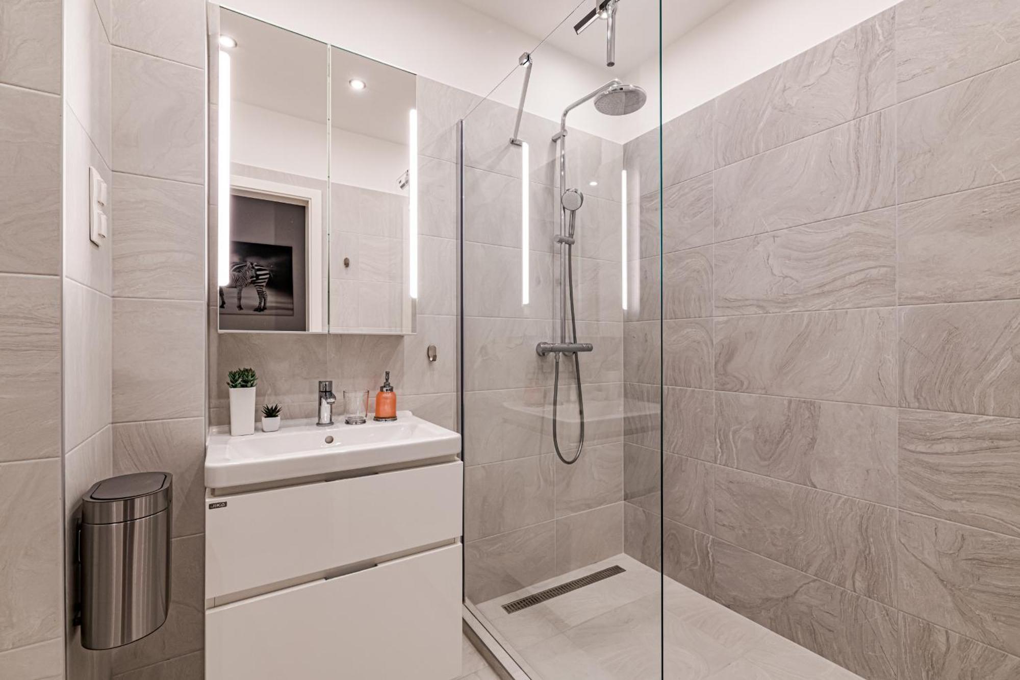 Luxury Tropical Apartment At Budapest Eksteriør billede